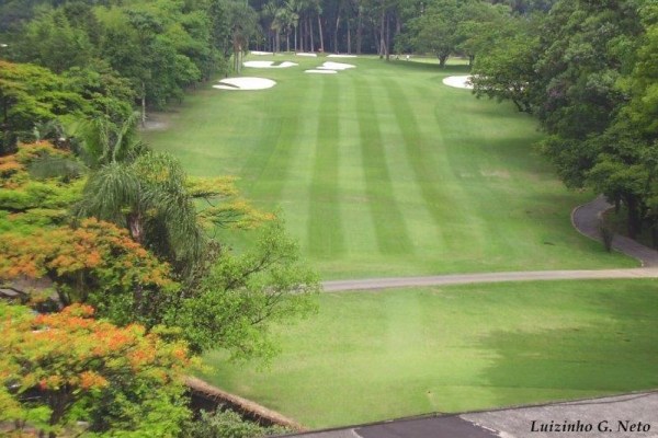 First hole no Campo de Golfe do Sao Paulo Golf Club.