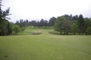 Fairway do Campo do Golfe em Curitibano Golf Club.