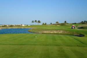 Lagos em Aquiraz Riviera Ocean and Dunes Golf Club.