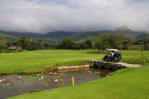 Cart no Campo de Golfe do Frade Golf Club em Angra dos Reis.