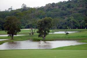 Lagos no Campo de Golfe do Guarapiranga Golfclub em Sao Paulo.