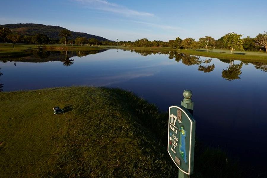 Island green no Campo de Golfe do Guaruja Golf Club.