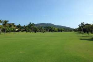 First hole no Campo de Golfe do Guaruja Golf Club.