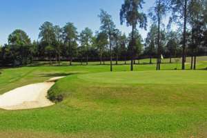 Green no Campo de Golfe do International Golfclub 500.