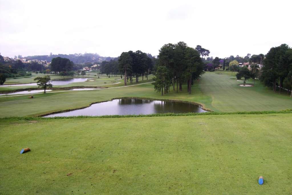 Lagos no Campo de Golfe do Sao Fernando Golf Club em Cotia.