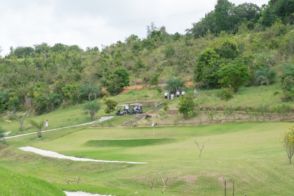 Golfcarts no Campo de Golfe do Tatuamunha Golfclub no estado do Alagoas.